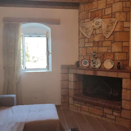 Jimmy, Pilona Village * Vlicha (Rhodes)