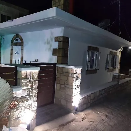 Jimmy, Pilona Village Vakantiehuis