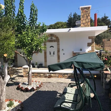 Jimmy, Pilona Village * Vlicha (Rhodes)