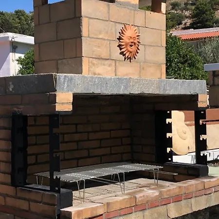 Jimmy, Pilona Village Holiday home
