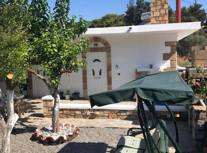 Jimmy, Pilona Village * Vlicha (Rhodes)