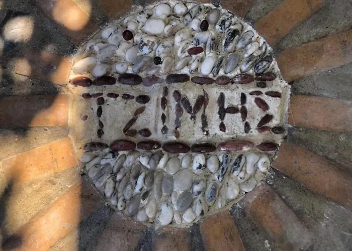 Jimmy, Pilona Village * Vlicha (Rhodes)